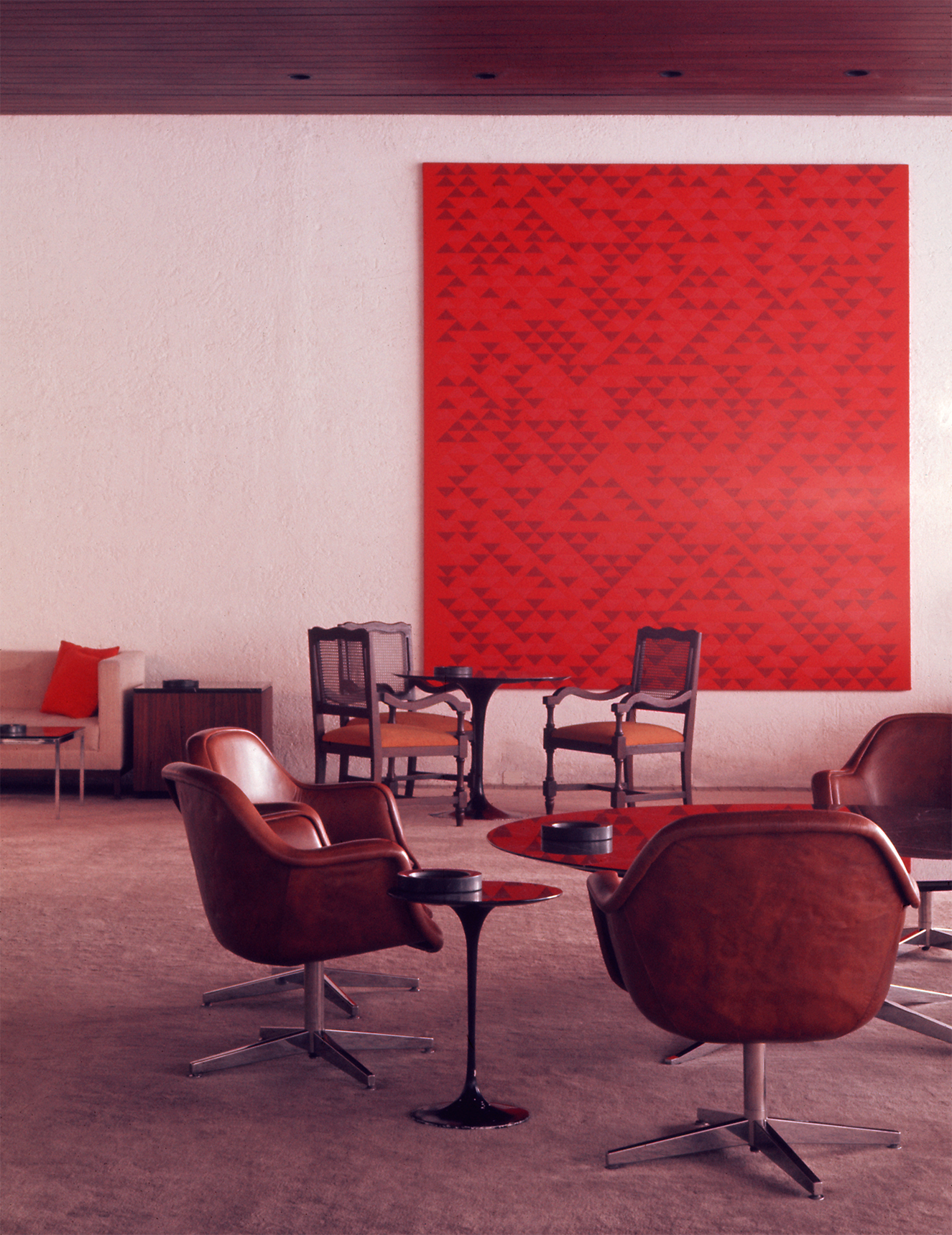 Anni Albers, Camino Real, Hotel Camino Real, Mexico City, Mexico, 1968. Photograph by Jon Naar. Courtesy of The Josef and Anni Albers Foundation, 1976.12.1. Copyright Jon Naar Photography.