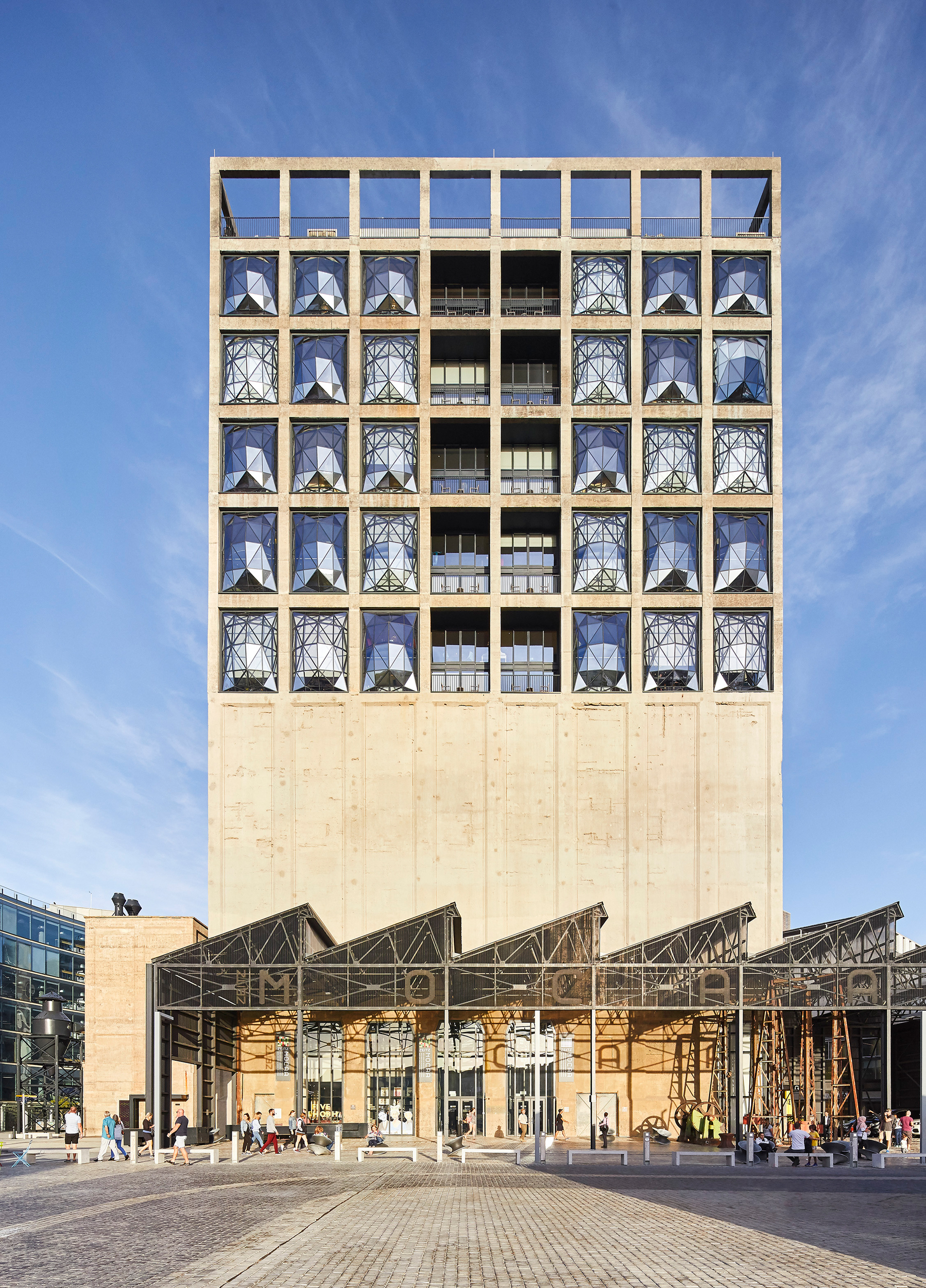 Zeitz Museum of Contemporary Art Africa, exterior facade. Photography by Heatherwick Studio. Image courtesy of Hufton + Crow Photography 